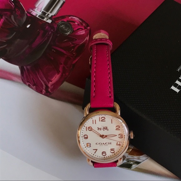 Coach watch - Picture 2 of 5